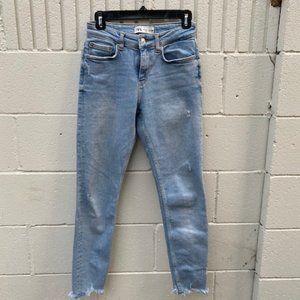 Zara - Skinny-Crop frayed jeans